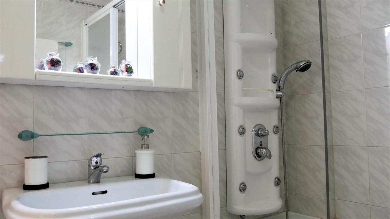 Apartamento Sol-Azul Apartment Malaga Bagian luar foto